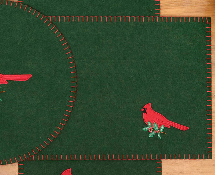 CARDINAL HOLLY FELT PLACEMAT