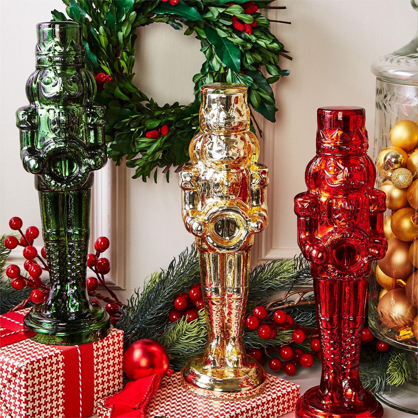 TRADITIONAL NUTCRACKER