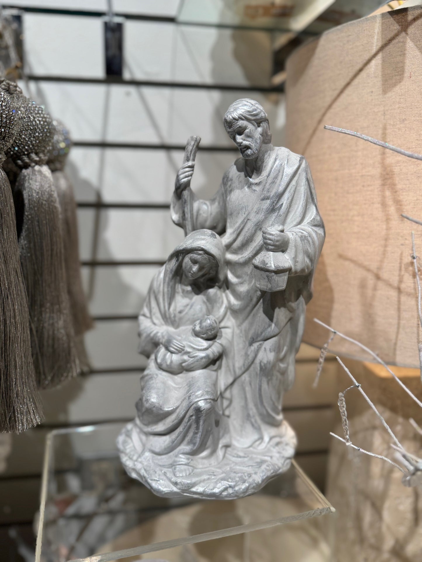 NATIVITY HOLY FAMILY WH