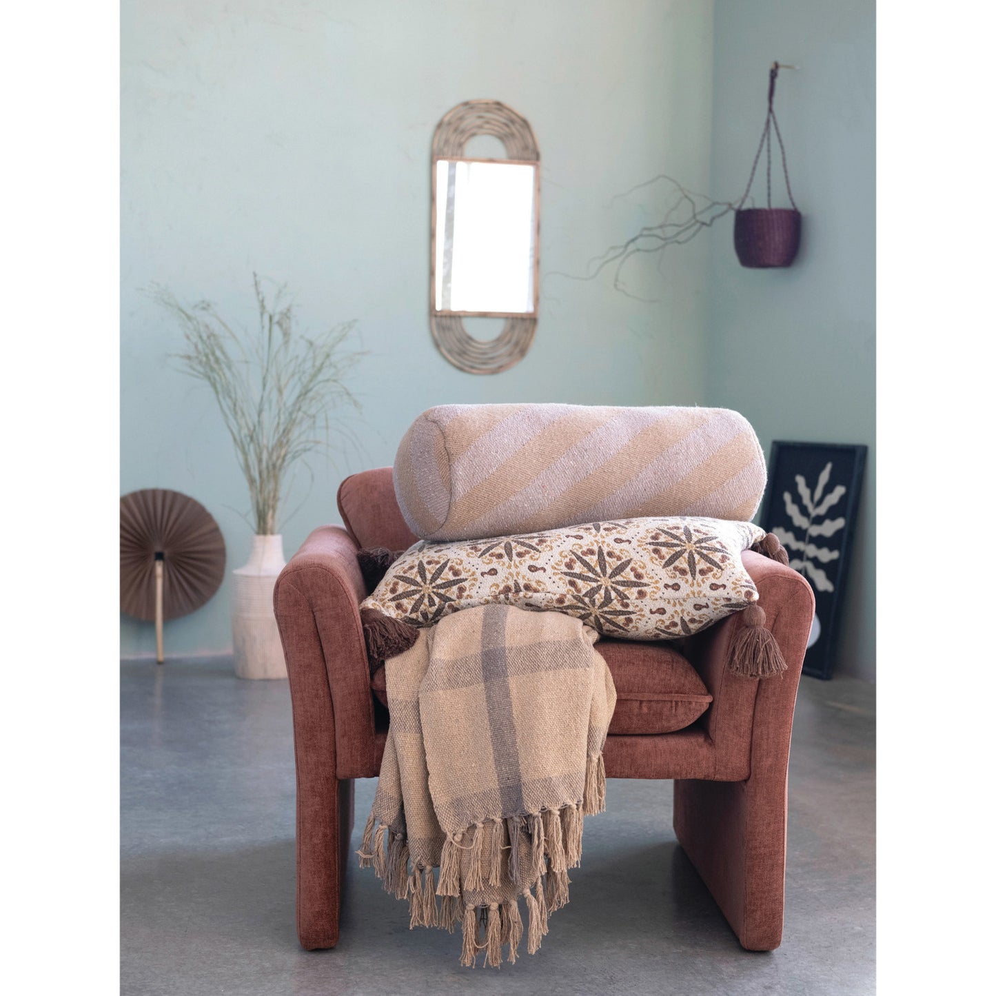 COTTON PILLOW WITH TASSELS