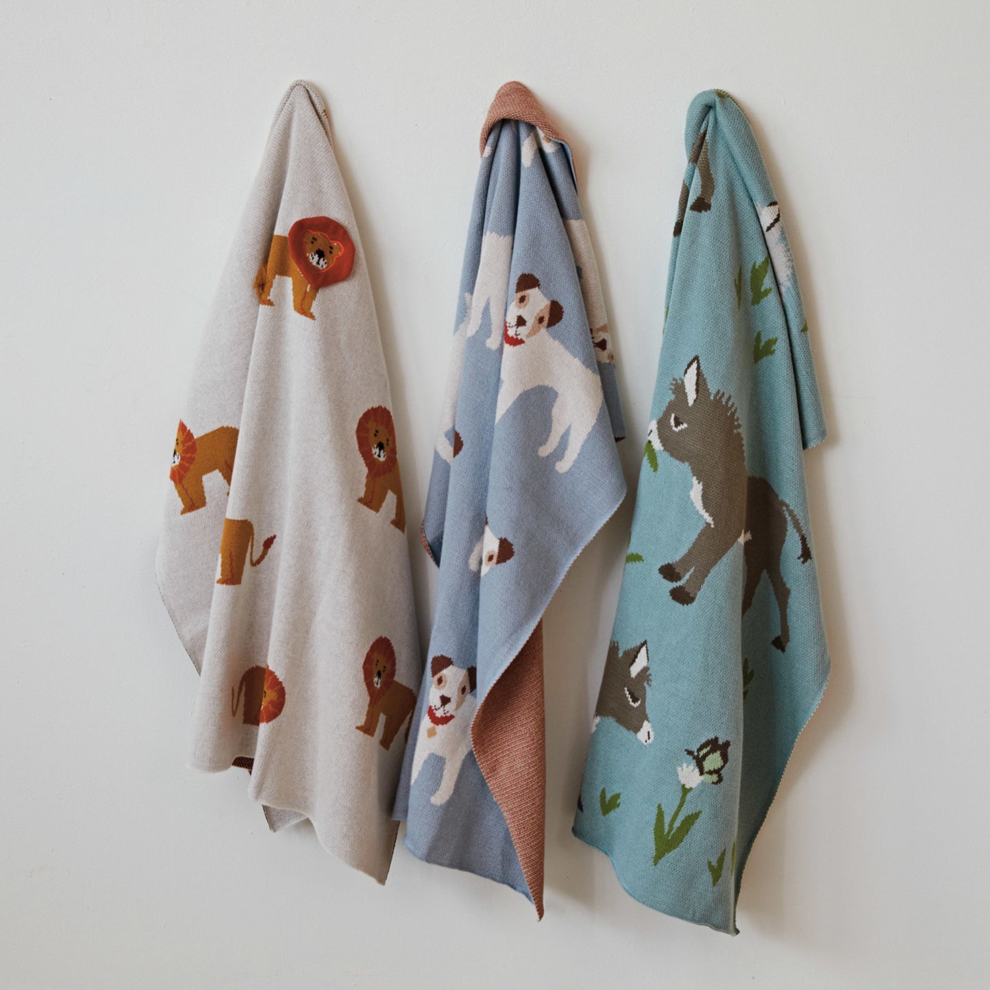 COTTON KNIT BABY BLANKET W LIONS & APPLIQUE MANES