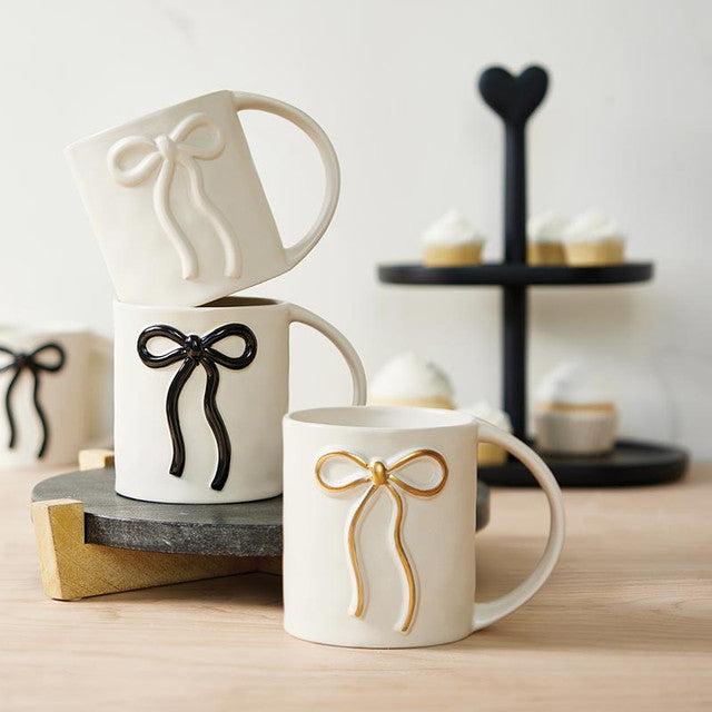 WIDE HANDLE BOW MUG- GOLD BOW