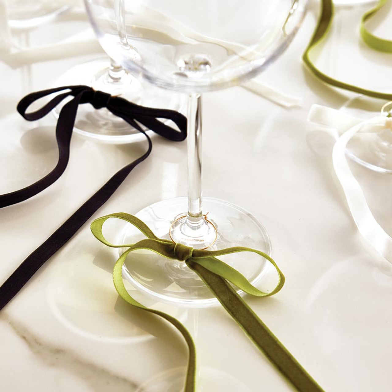 VELVET BOW DRINK MARKERS SET OF 6