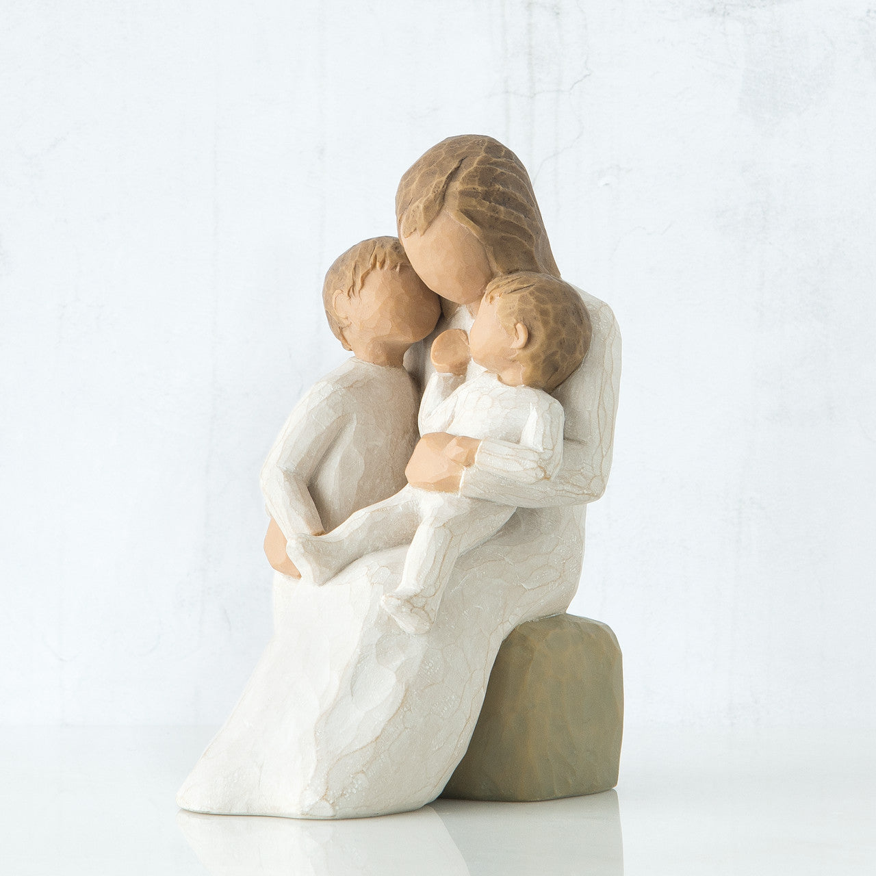 Quietly – Quietly Encircled by Love