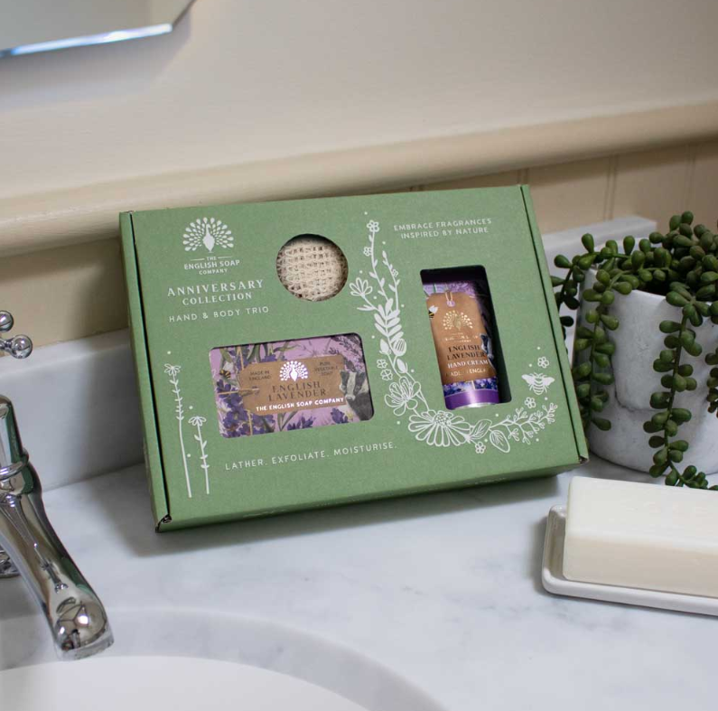 GIFT COLLECTION HAND & BODY ENGLISH LAVENDER