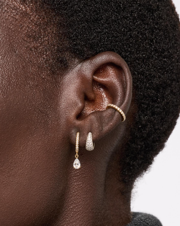 ANA LUISA DELICATE HUGGIE HOOPS-ELISE