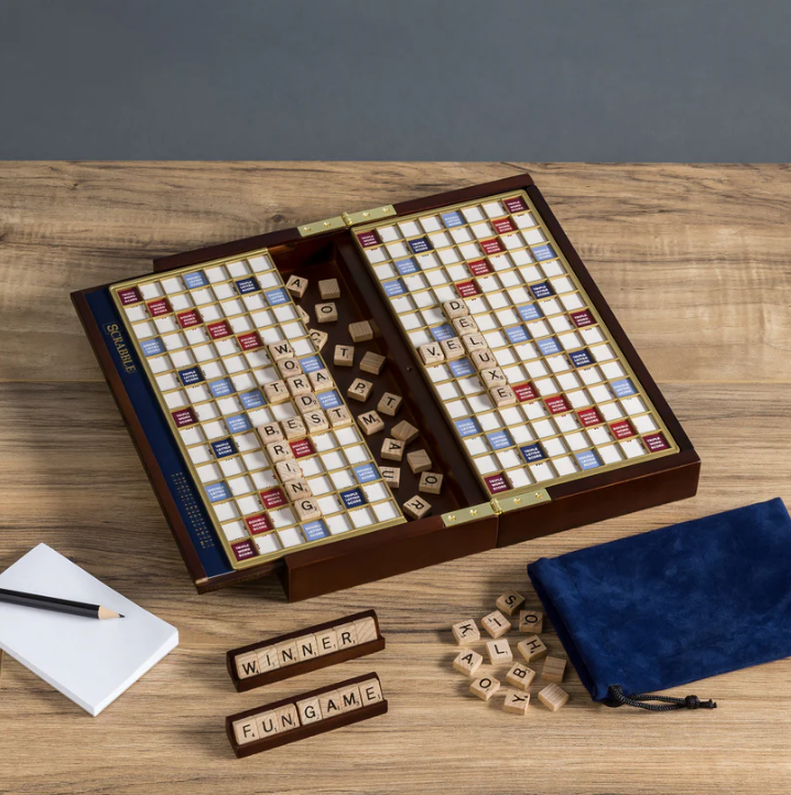 SCRABLE DELUXE TRAVEL BOX WOOD