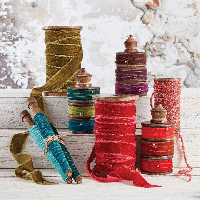 OLIVE FRAYED VELVET SPOOL