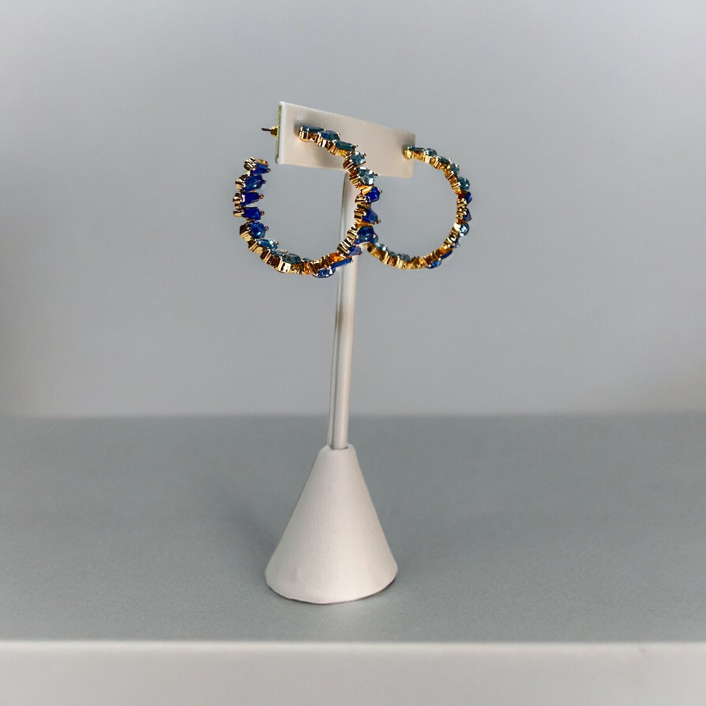 BAGUETTE STYLE OPEN HOOPS BLUE
