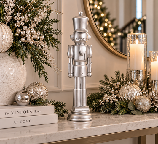 20'' NUTCRACKER METALLIC SILVER