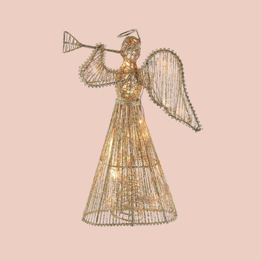 ANGEL AL TOPE DE ARBOL