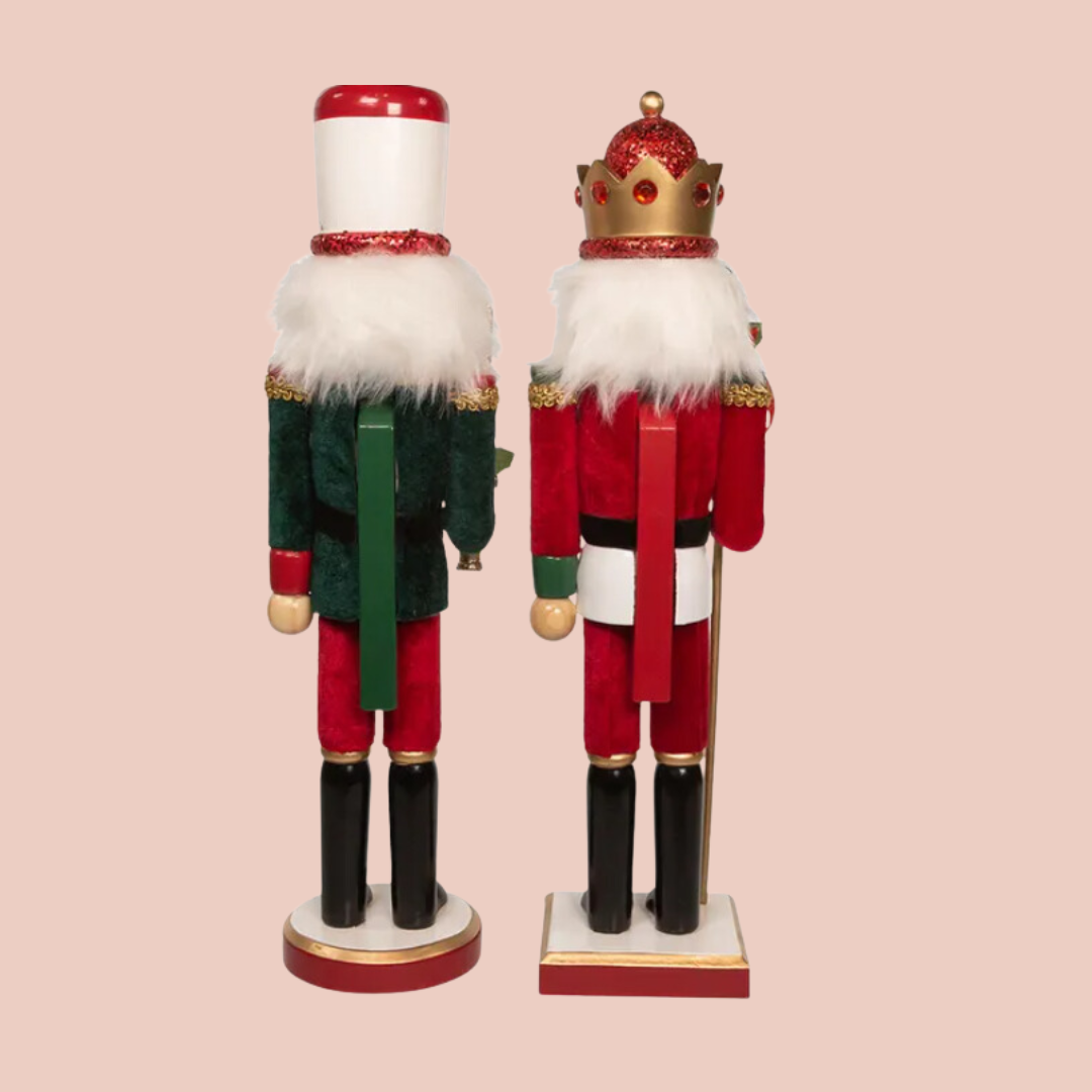 HOLLY WOOD SOLDIER NUTCRACKER