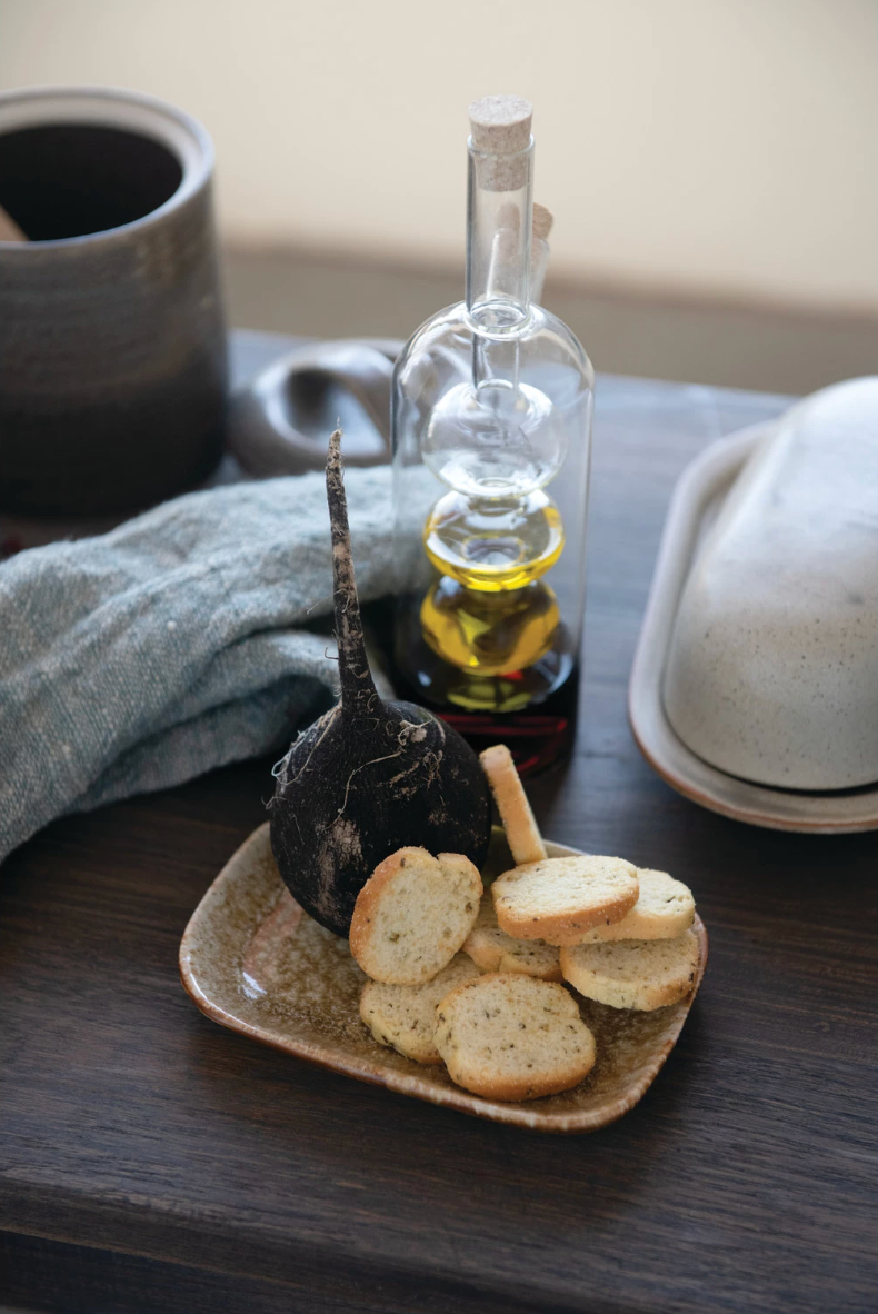 GLASS OIL & VINEGAR CRUET