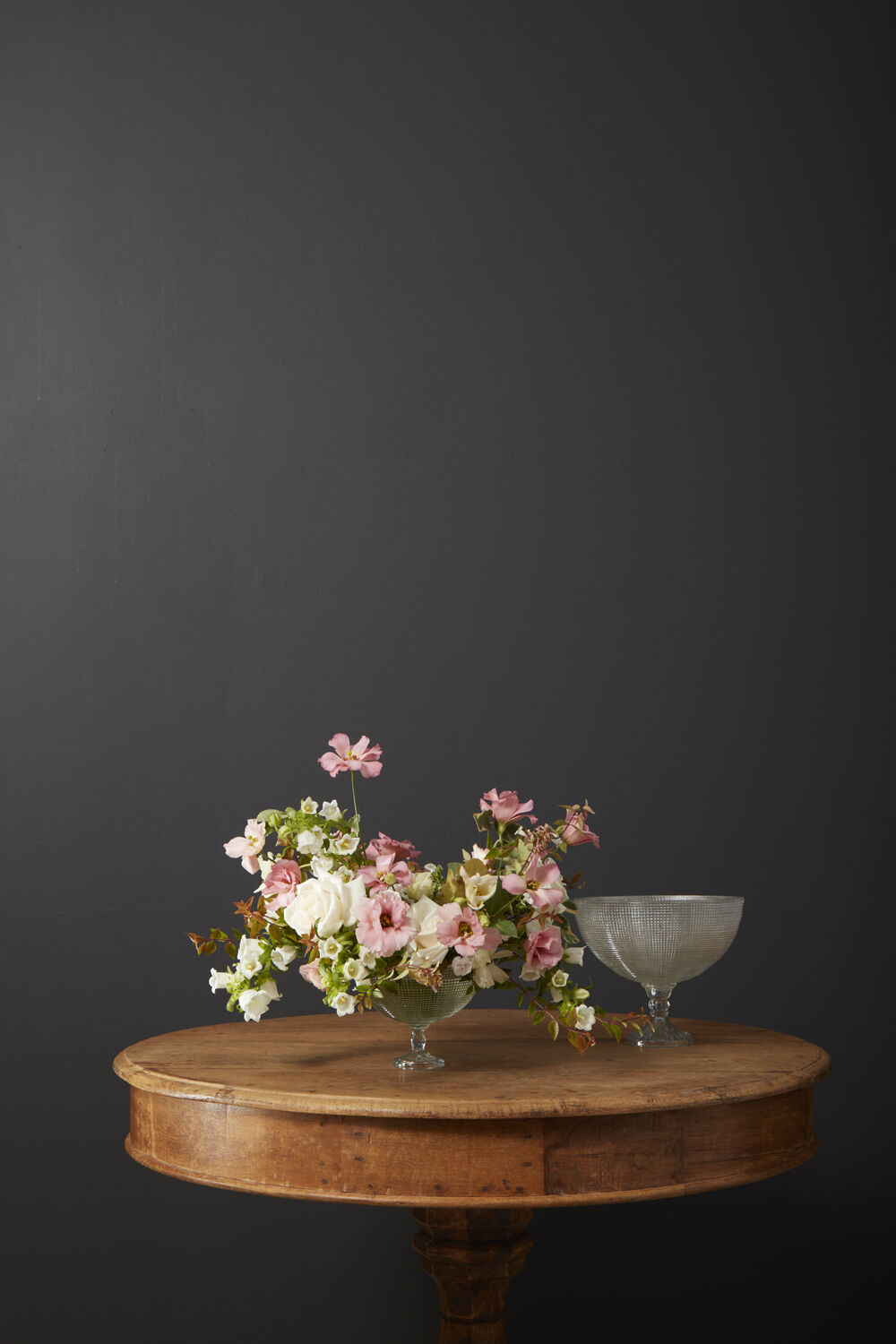 OPULENT GLASS COMPOTE 6.25"X5"