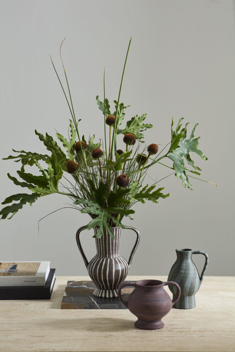 RHYSA VASE PURPLE 7.5"