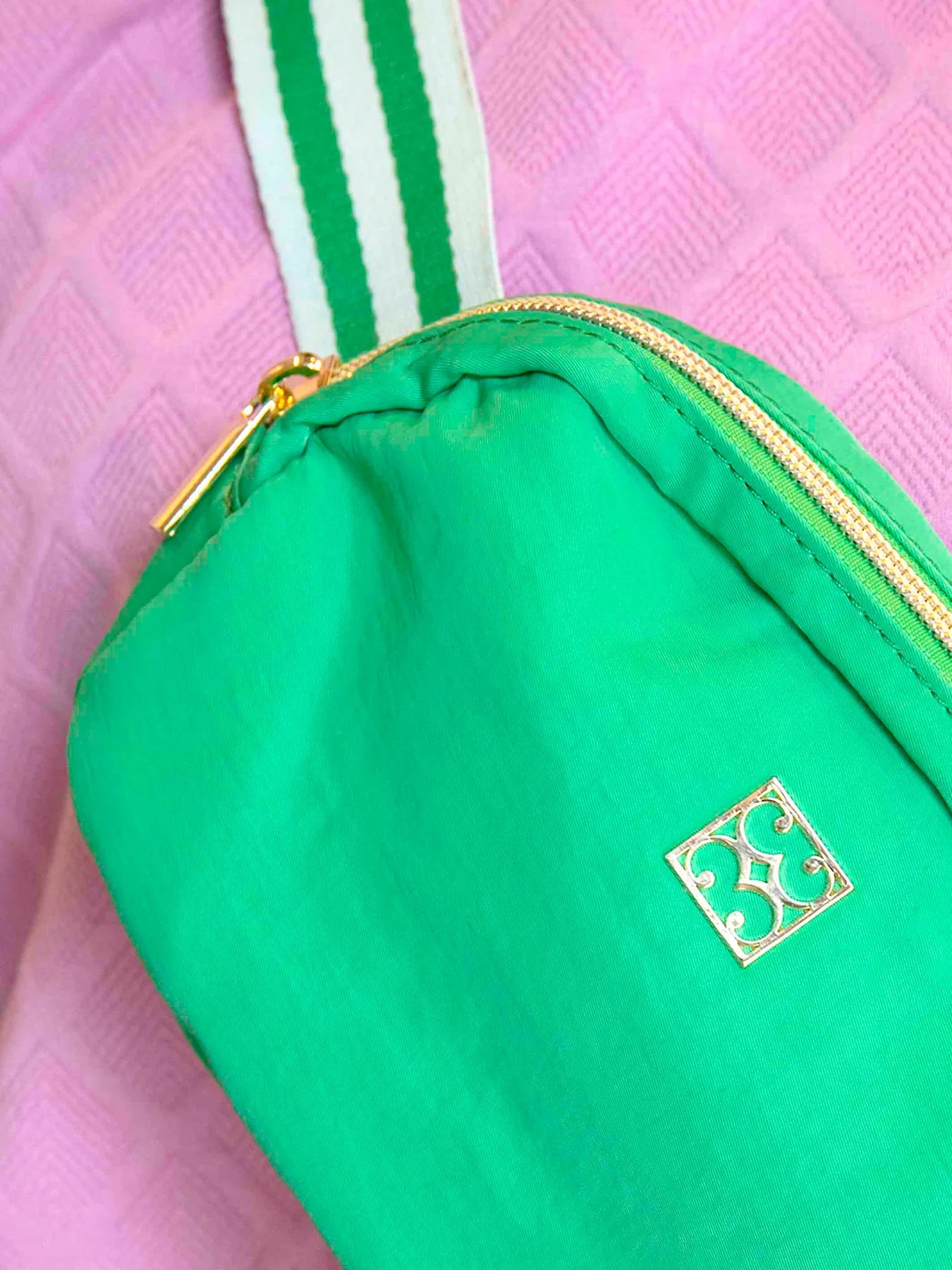 LUXE CROSSBODY BAG PINE