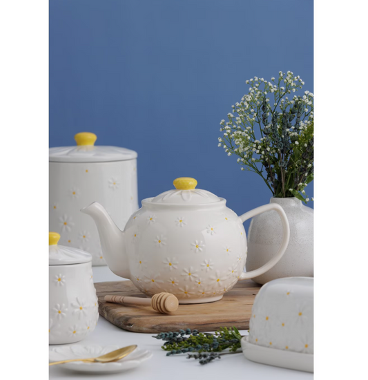 PRICE & KENSINGTON DAISY 6 CUP TEAPOT
