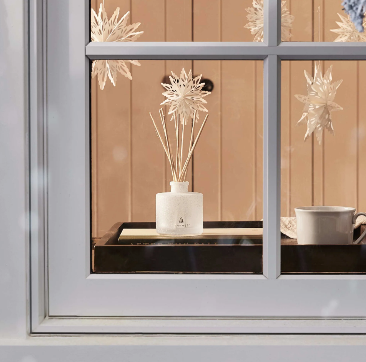 Frasier Fir Flocked Petite Reed Diffuser 4 oz