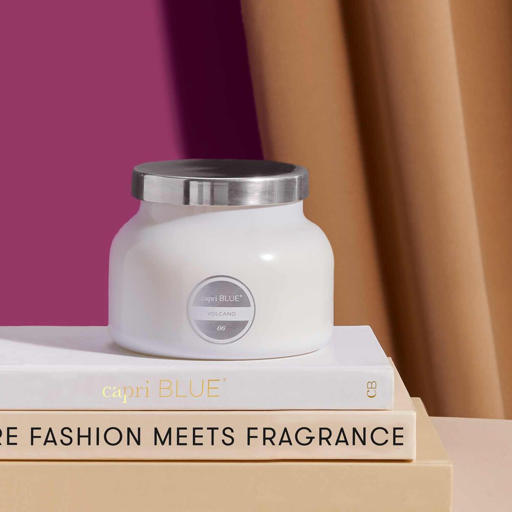 Volcano White Signature Candle 19 oz