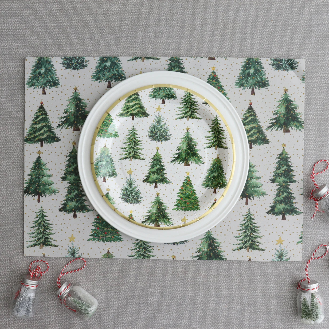 MANTELES DE PAPEL - CONFETTI TREES