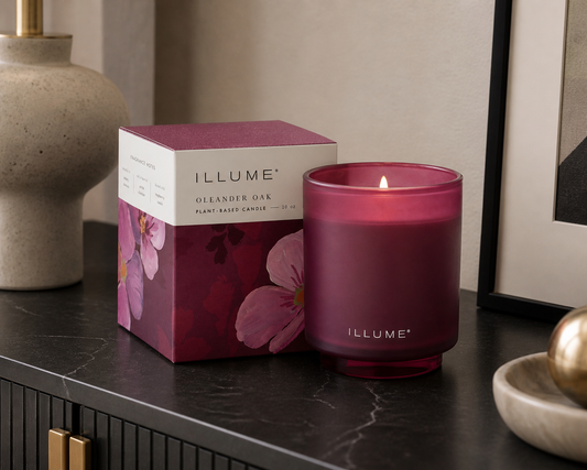 Illume Oleander Oak Glass Candle 10 oz