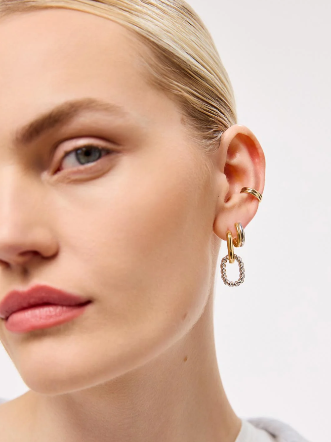 ANA LUISA EARRINGS DOBLE HOOP -ASH DOBLE TWO TONE