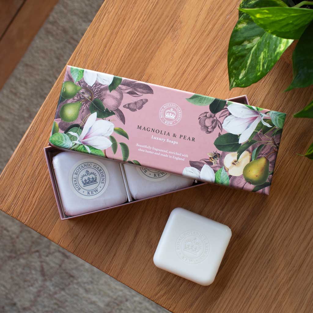 KEW GARDENS SOAPS MAGNOLIA & PEAR