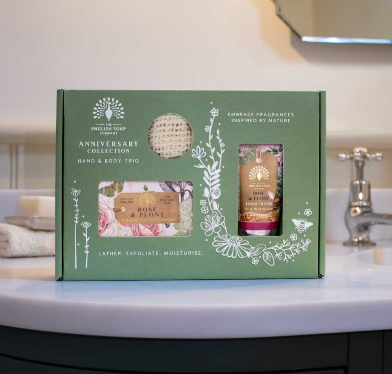 GIFT COLLECTION HAND & BODY ROSE & PEONY
