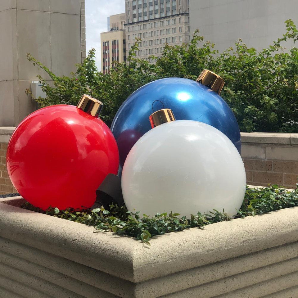 HOLIBALL MEDIUM 18" CLASSIC RED INFLATABLE ORNAMENT