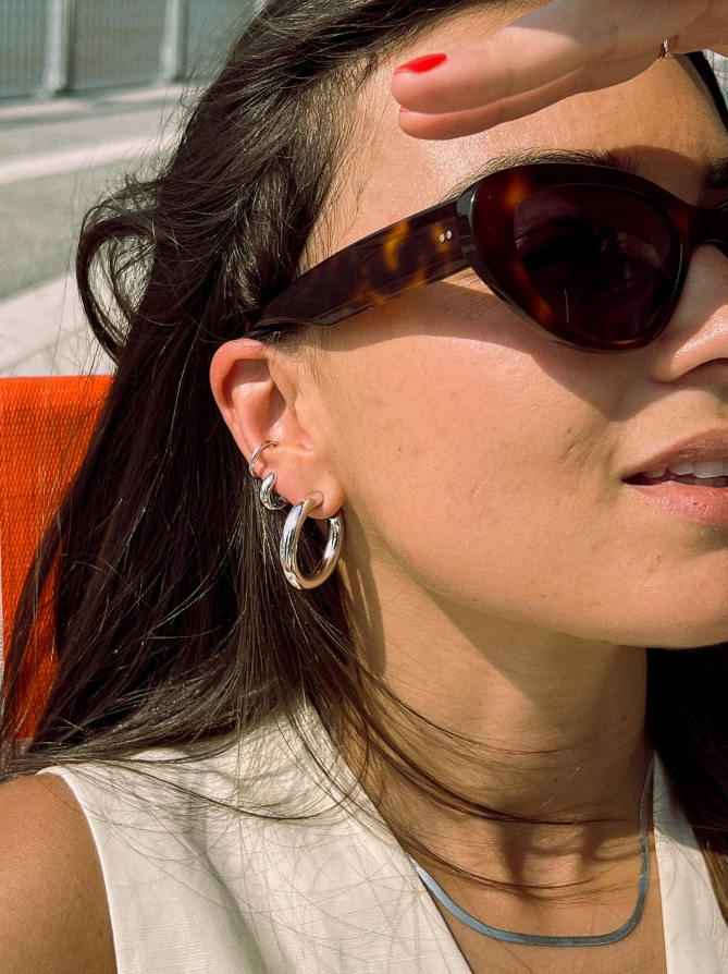 ANA LUISA BOLD HUGGIE HOOPS-GUILIA SILVER