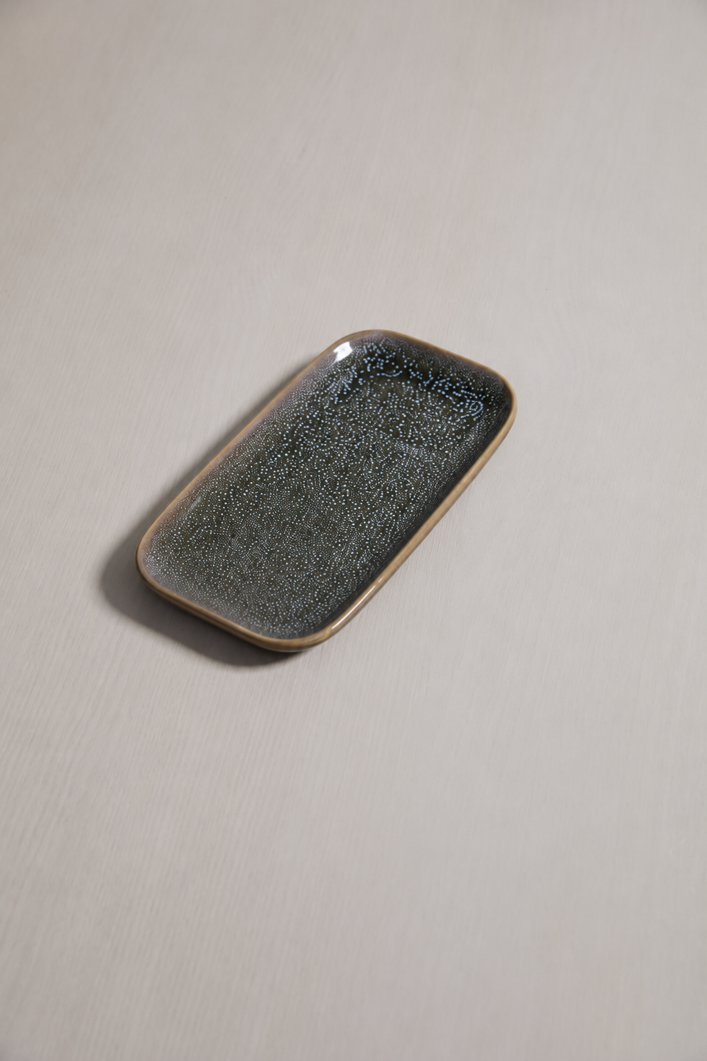 STARLING TRAY MEDIUM 6"