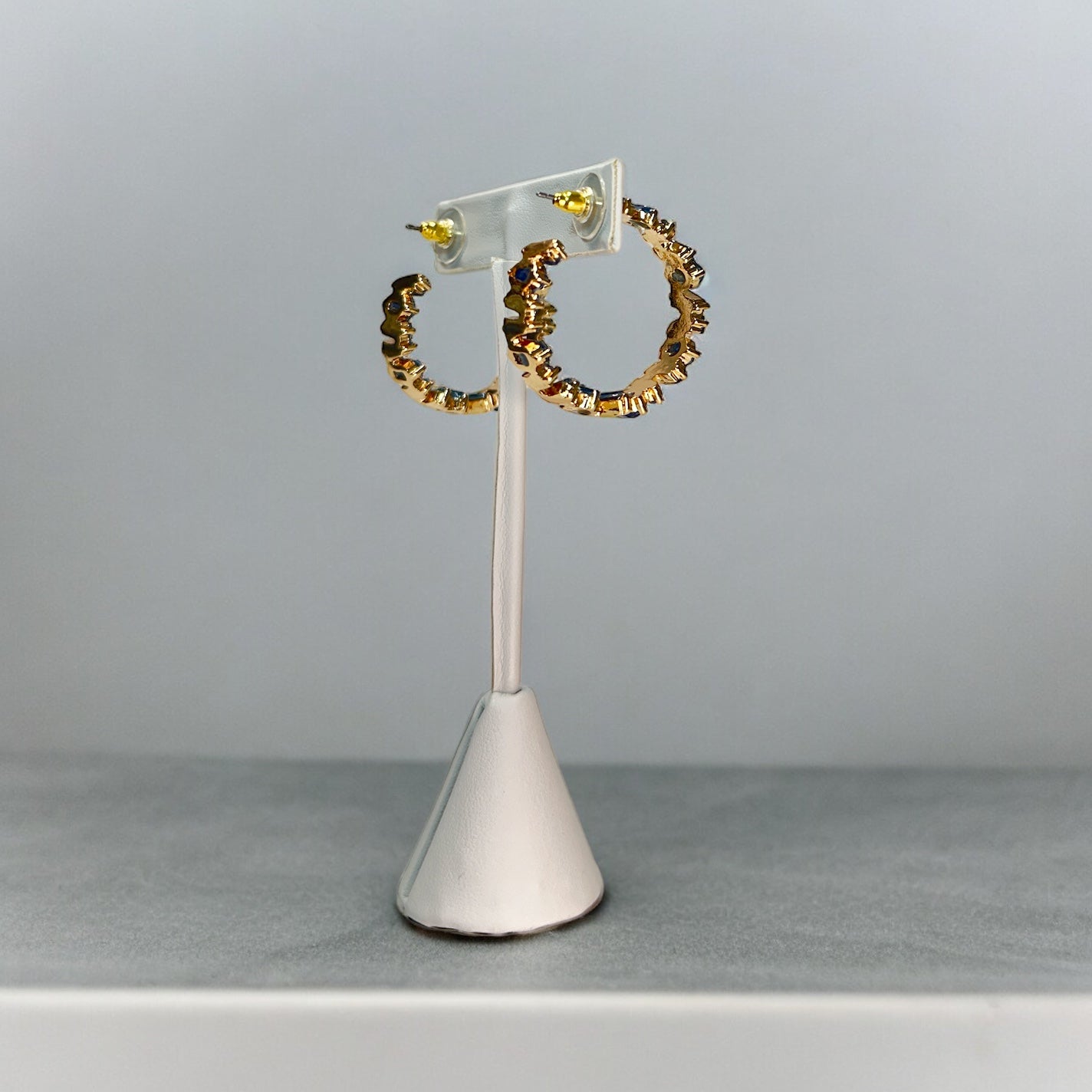 BAGUETTE STYLE OPEN HOOPS BLUE