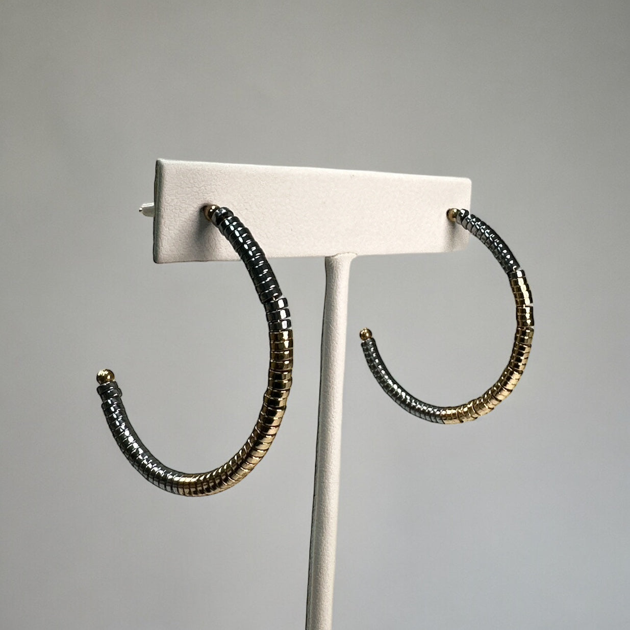 GS// P/P   METAL DISC BEARD HOOPS/ TWOTONE